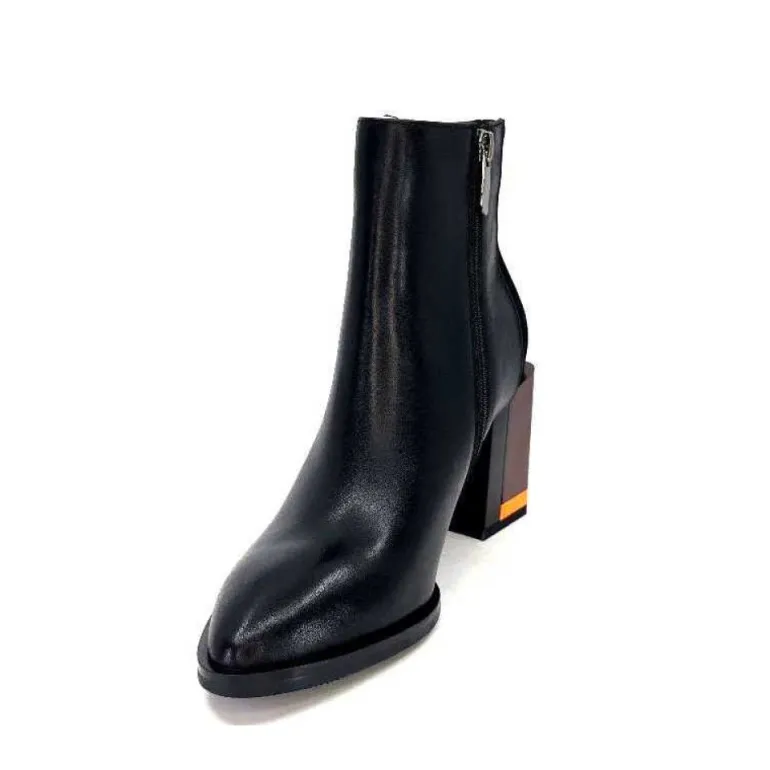 Elue Par Nous Palpe Cuir Noir