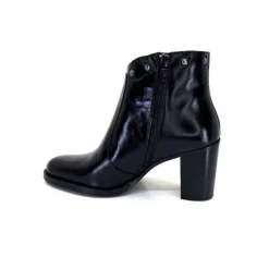 Ivoire 8016 Cuir Noir