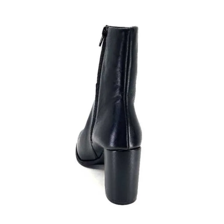 Ivoire 52324 Cuir Noir