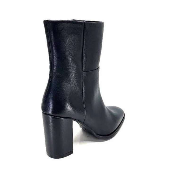 Ivoire 52324 Cuir Noir