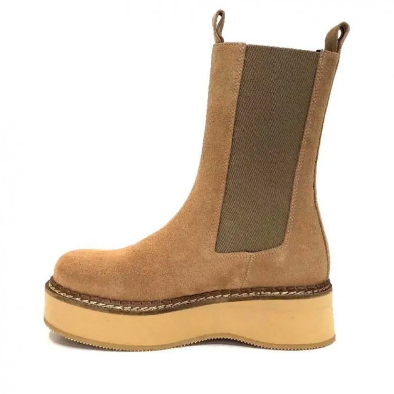 Paloma Barcelo Eerin Daim Nocciolata