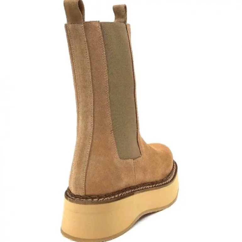 Paloma Barcelo Eerin Daim Nocciolata