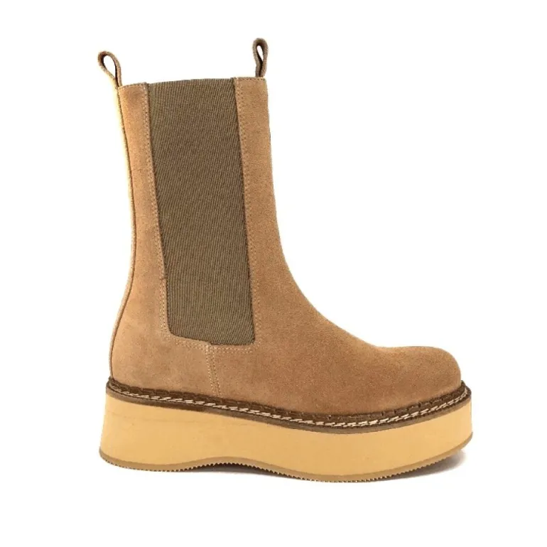 Paloma Barcelo Eerin Daim Nocciolata