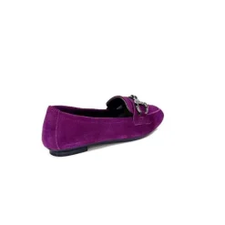 Reqins Hinder Daim Violet